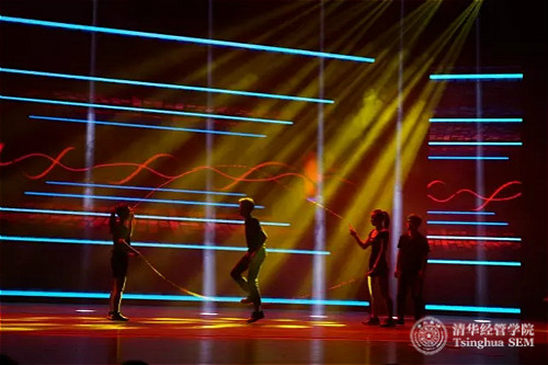 13 经管花绳队（本科及二学位） 《绳采飞扬》.webp_meitu_15.jpg