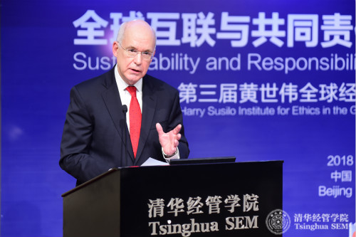 1529033023653045376.jpg Kenneth Freeman总结致辞_meitu_6.jpg