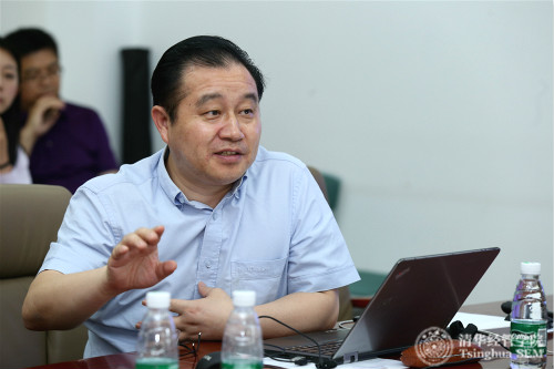 1529461642491044054.jpg 清华经管学院领导力与组织管理系长江学者陈国权教授在第二届中国领导力与组织行为论坛上发言_meitu_5.jpg